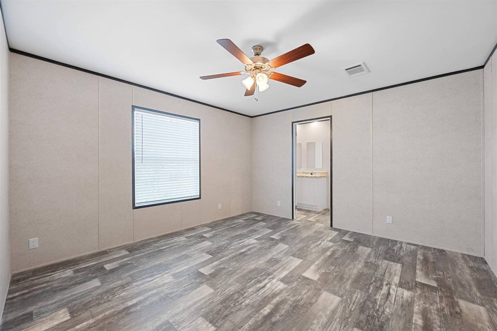305 W Buell. Fort Myers, FL 33905