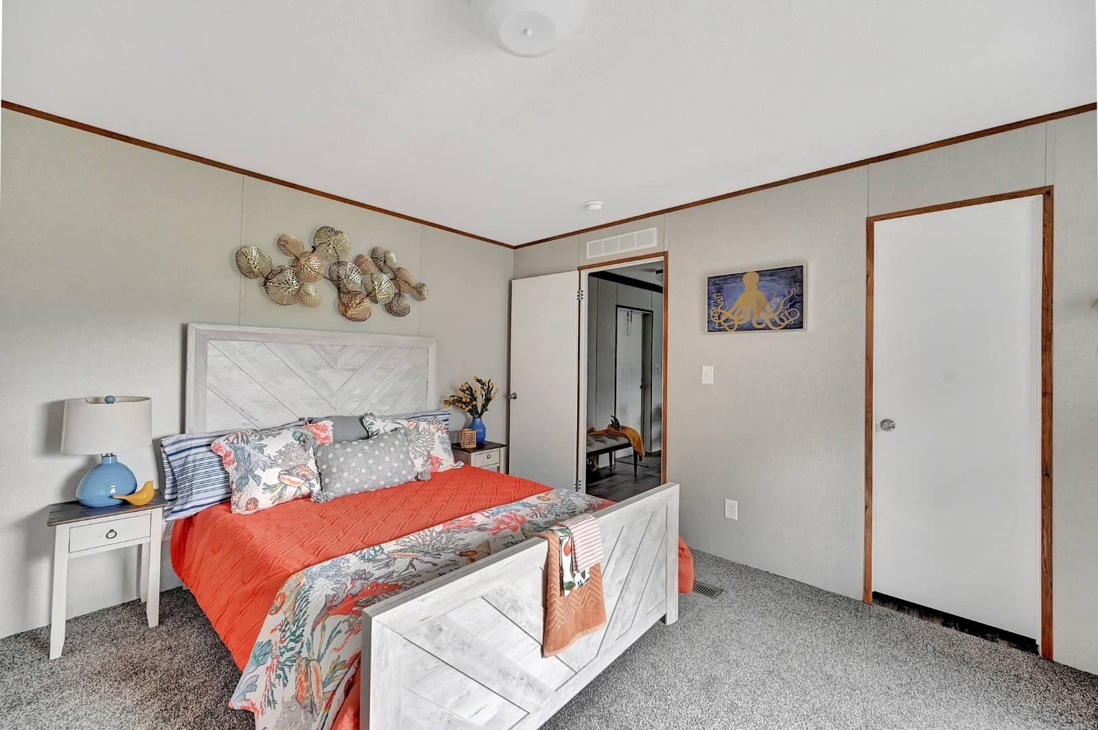 376 W Buell. Fort Myers, FL 33905