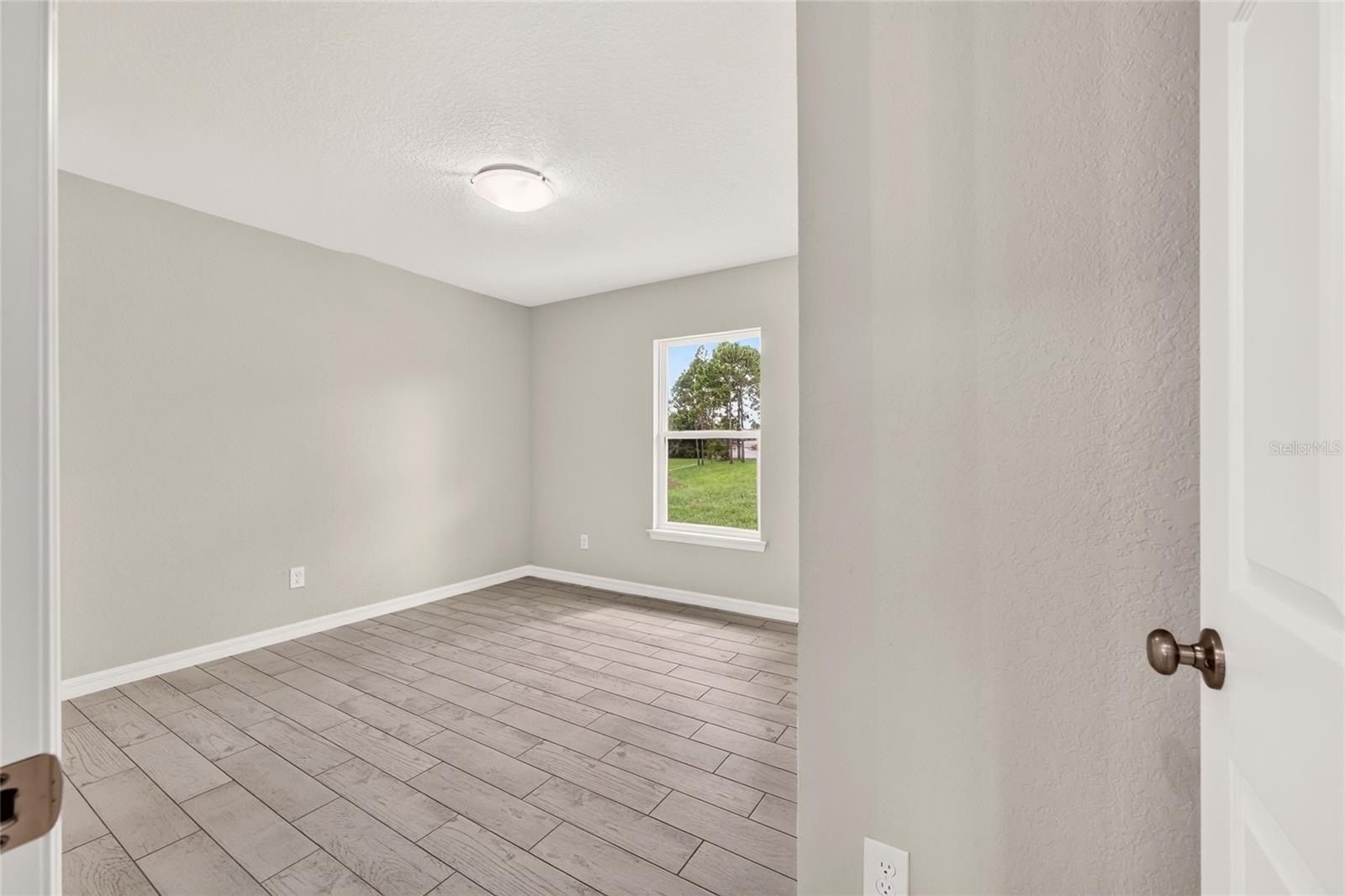 7166 Hemlock Road. Ocala, FL 34472