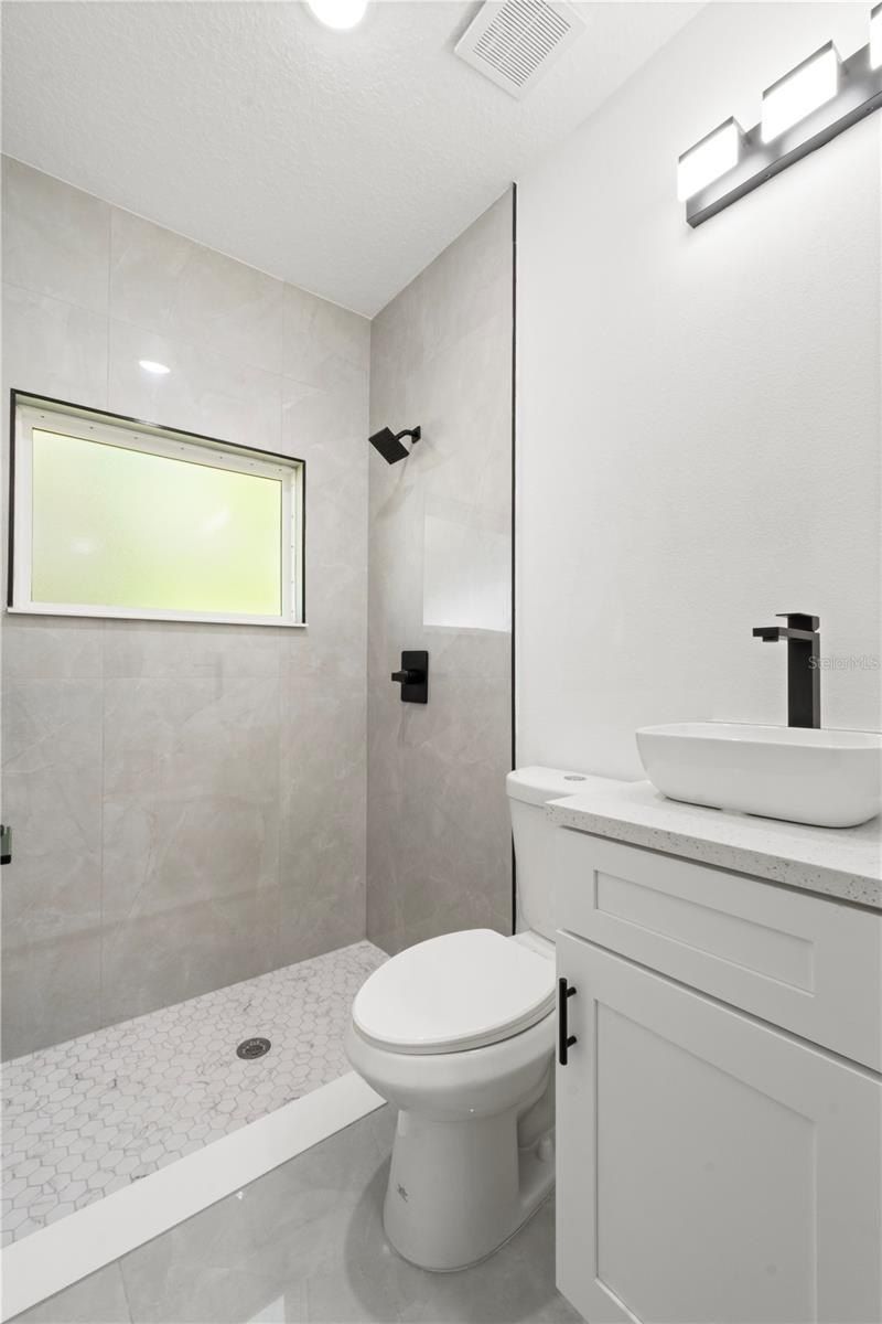 832 E Desoto Street. Clermont, FL 34711