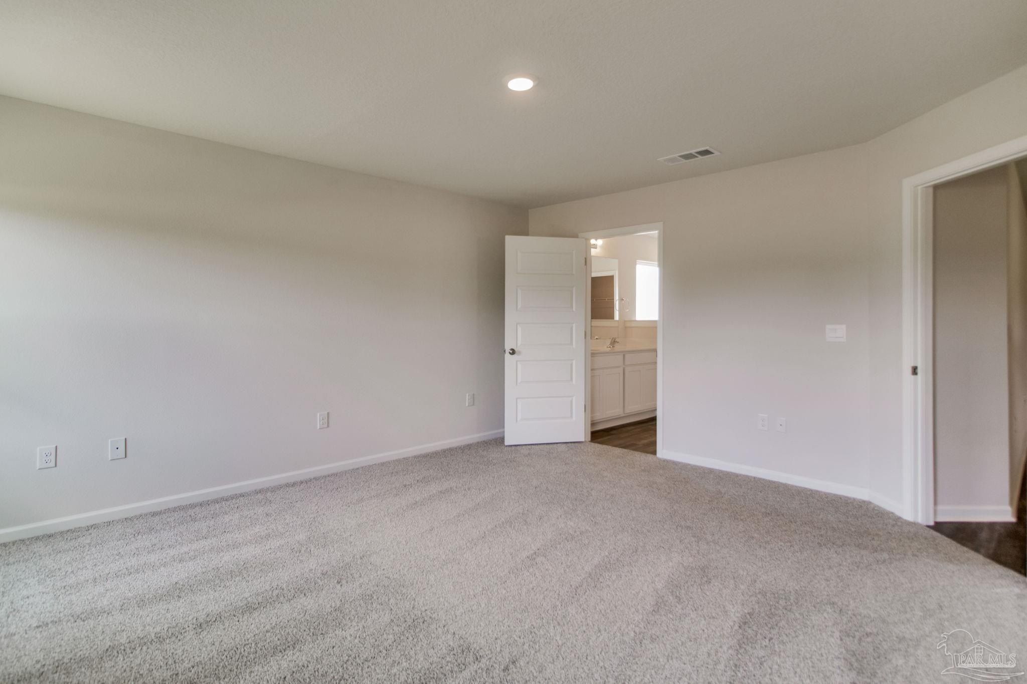 2723 Grayson Dr. Cantonment, FL 32533