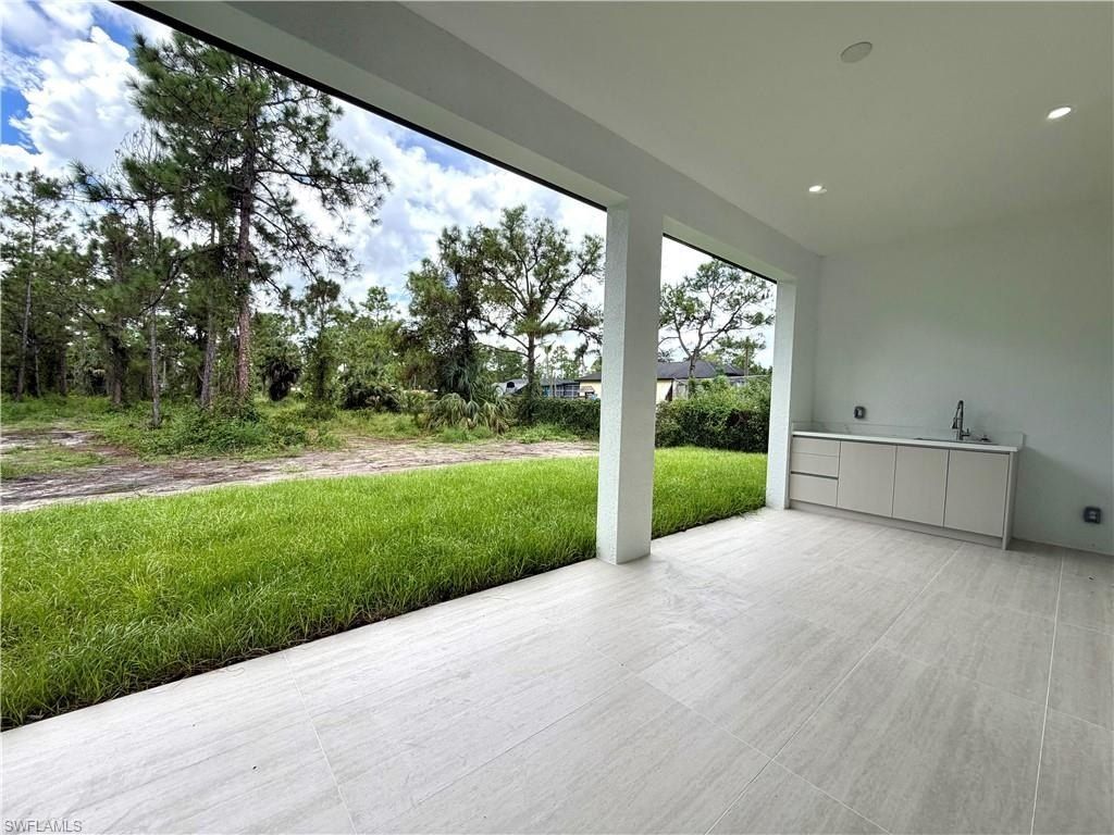 4222 18Th Ave Ne. Naples, FL 34120