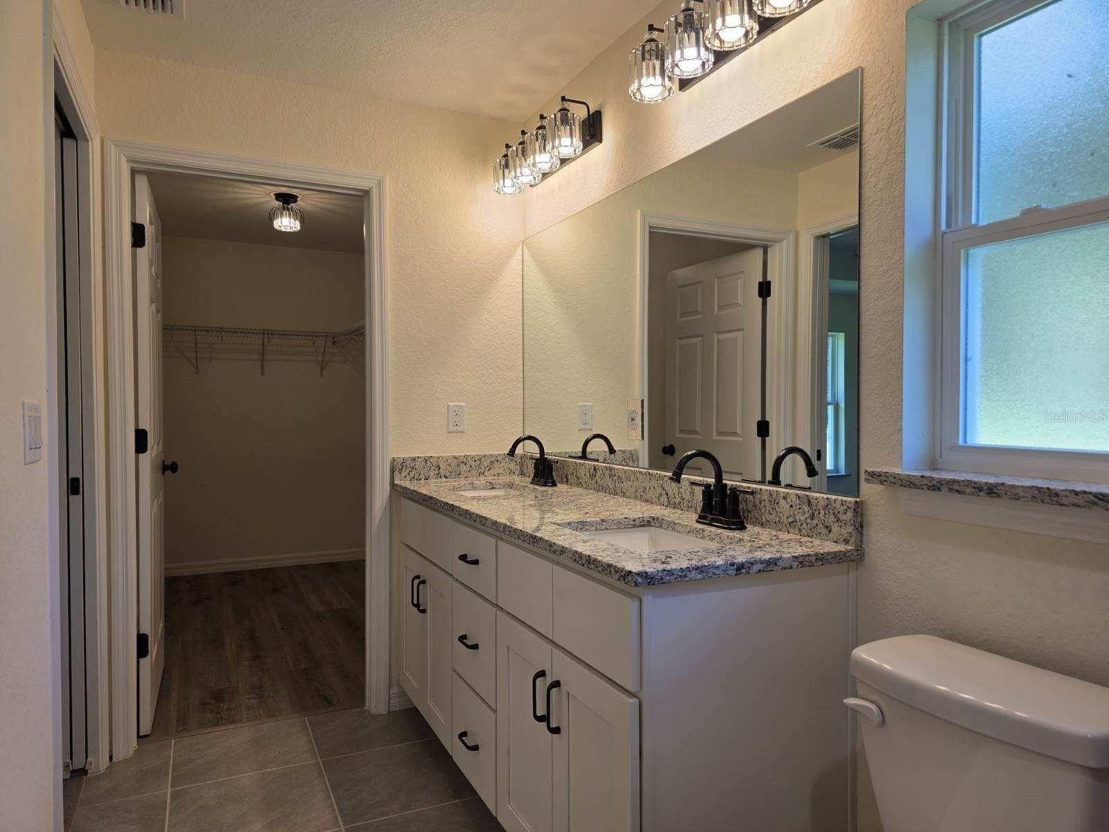 6 Bay Pass Terrace. Ocklawaha, FL 32179