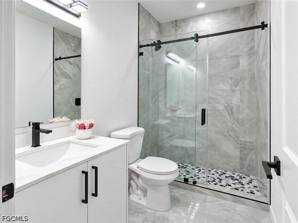 1932 Nw 20Th Terrace. Cape Coral, FL 33993