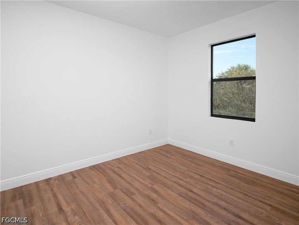 1083 N Hilton Circle. Labelle, FL 33935