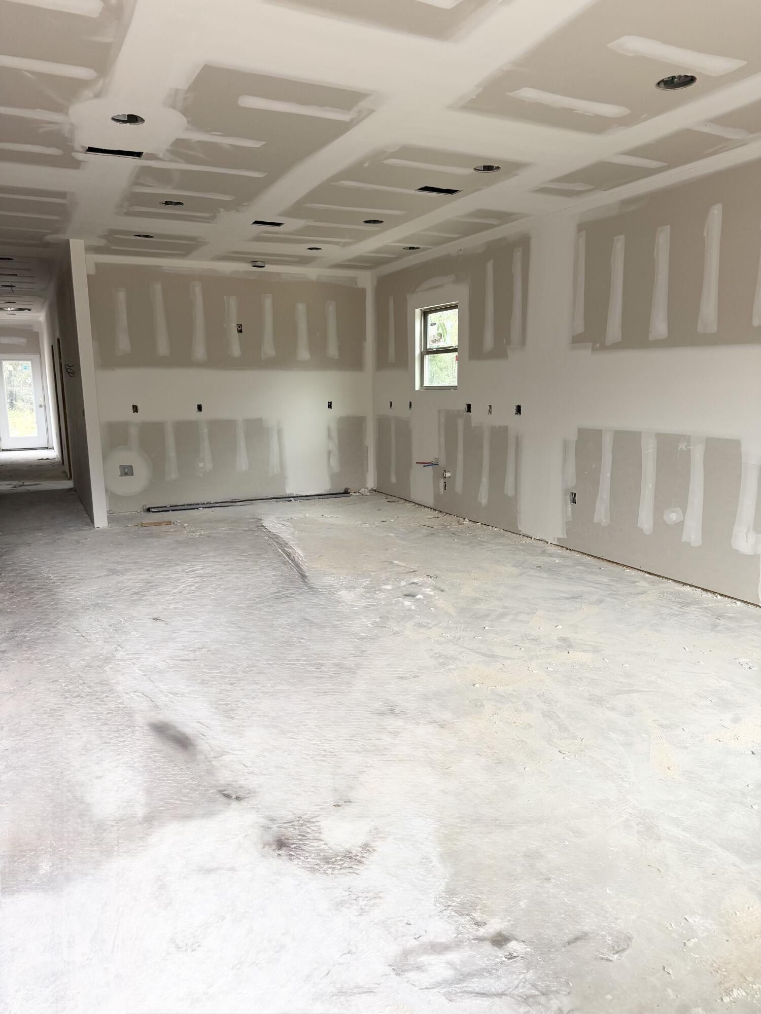 286 Larkspur E Avenue. Defuniak Springs, FL 32433