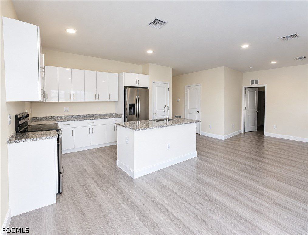 7016 Hero Circle. Labelle, FL 33935