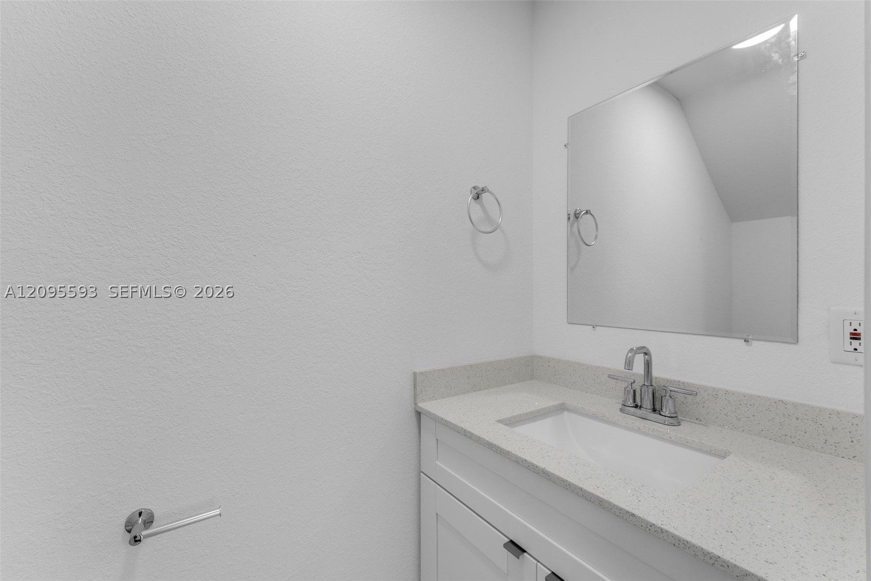 14571459 Nw 2Nd Ave. Florida City, FL 33034
