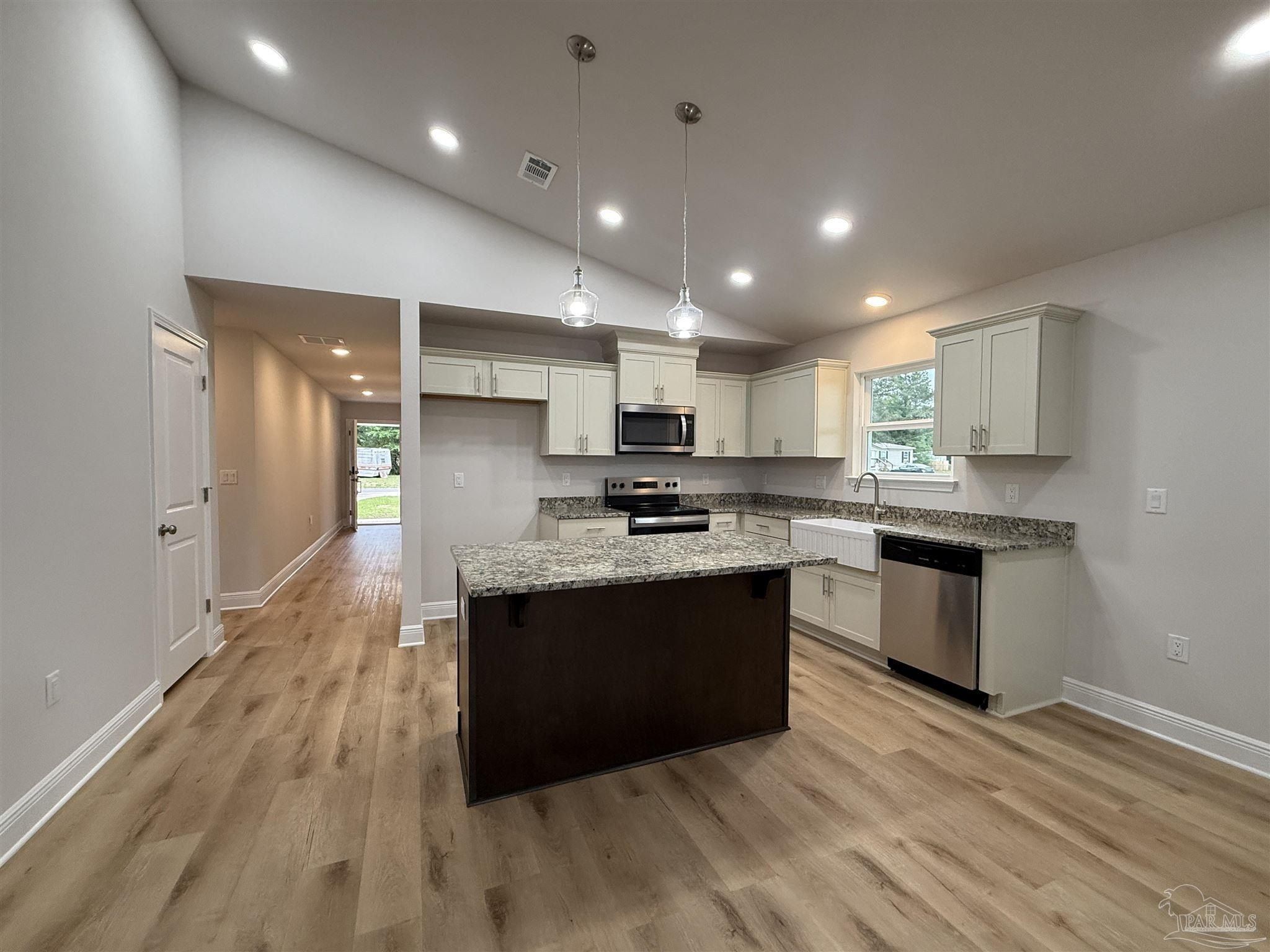 3981 Mccutchin Dr. Jay, FL 32565