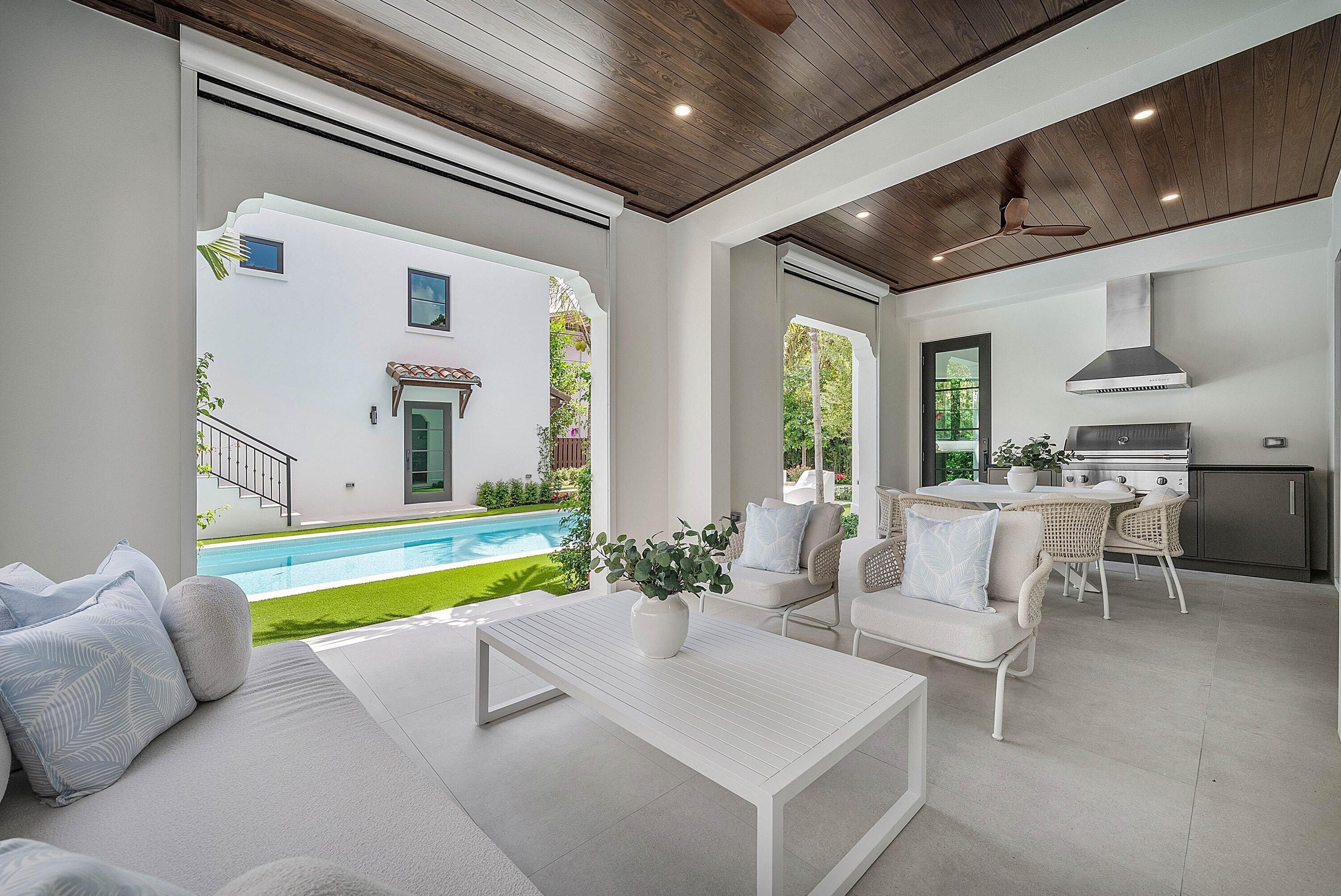 230 Pershing Way. West Palm Beach, FL 33401