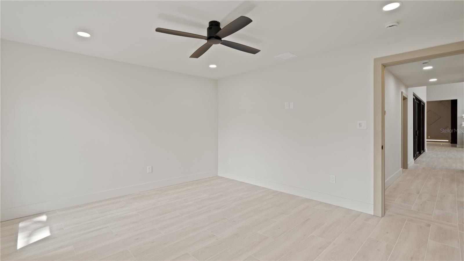 1447 Bird Road. Winter Springs, FL 32708