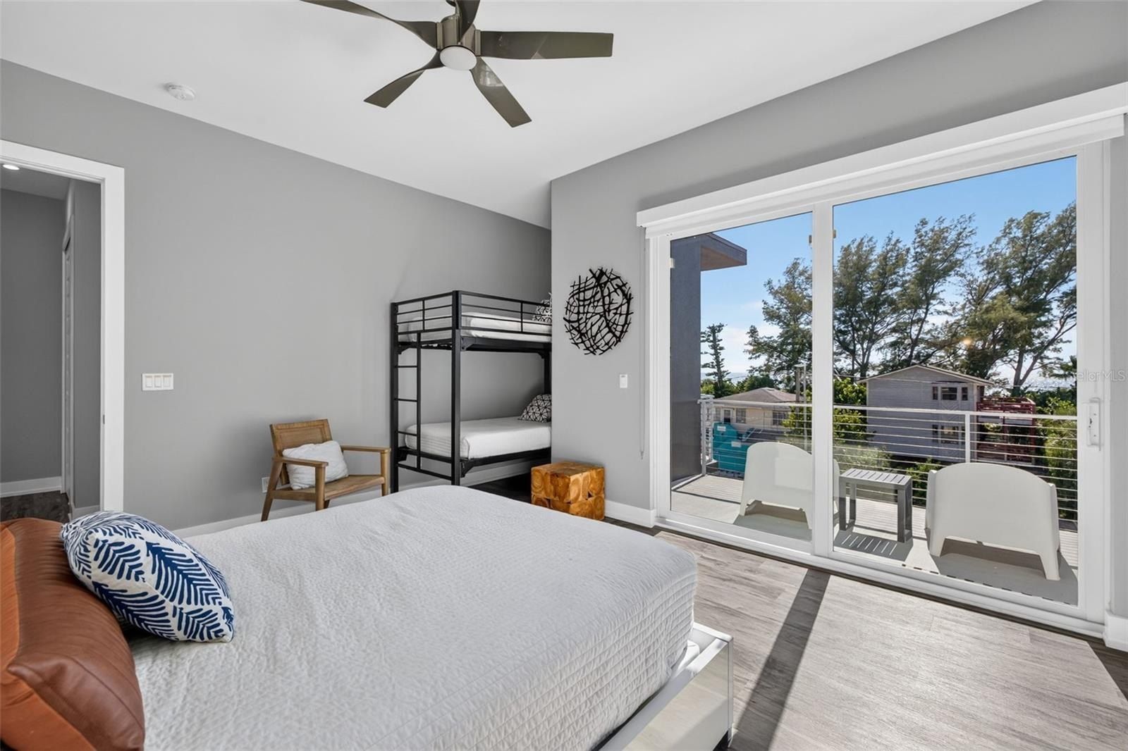 10209 Gulf Boulevard. Treasure Island, FL 33706