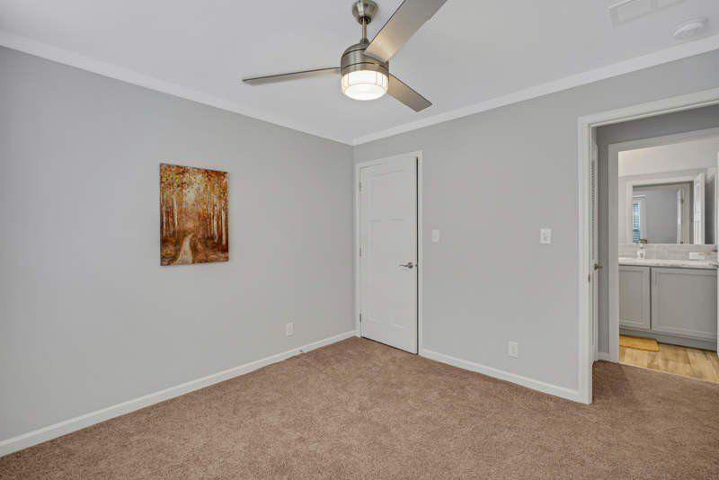39554 Papaya Ave. Zephyrhills, FL 33542