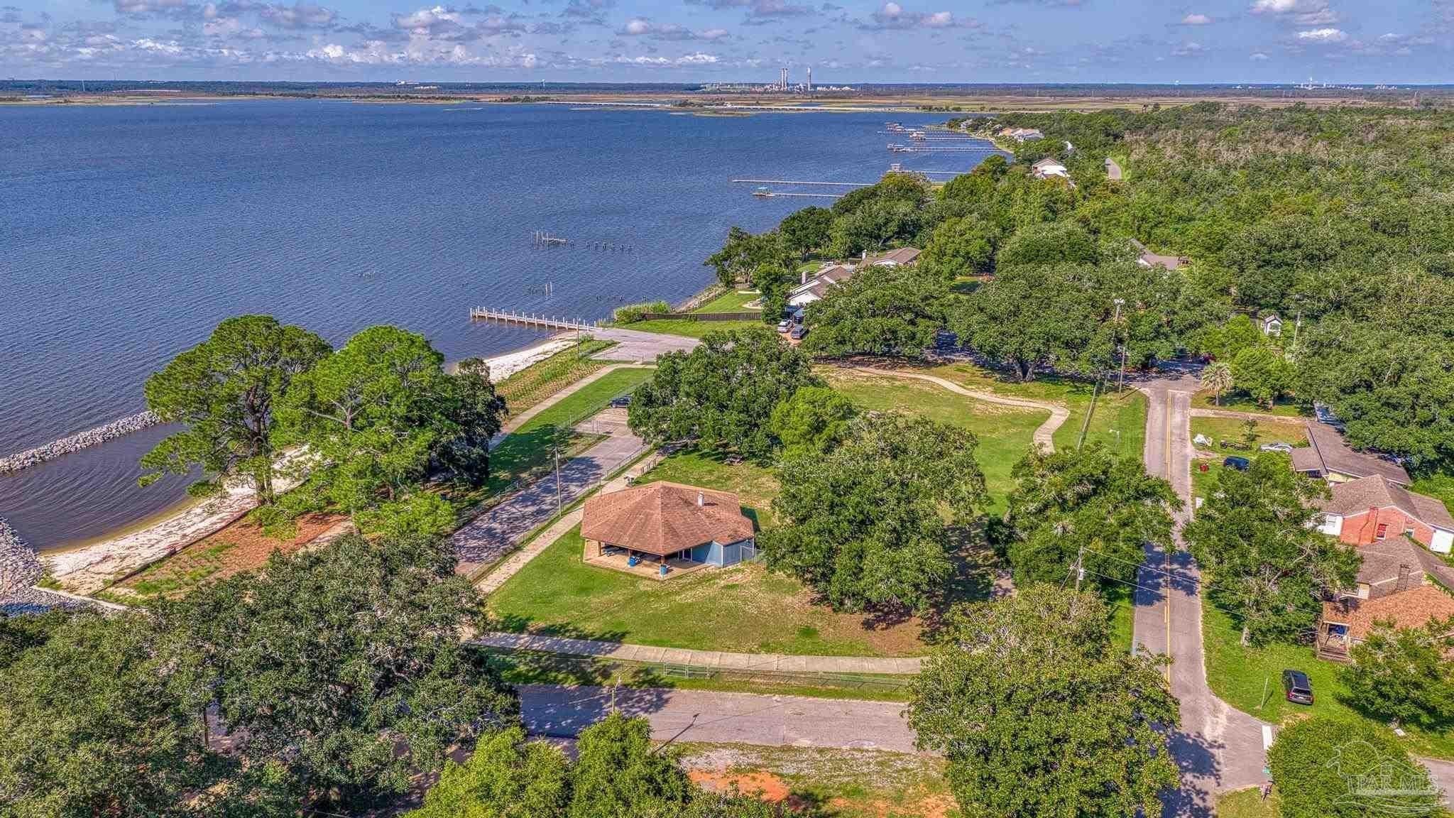4036 Lancer St. Pace, FL 32571