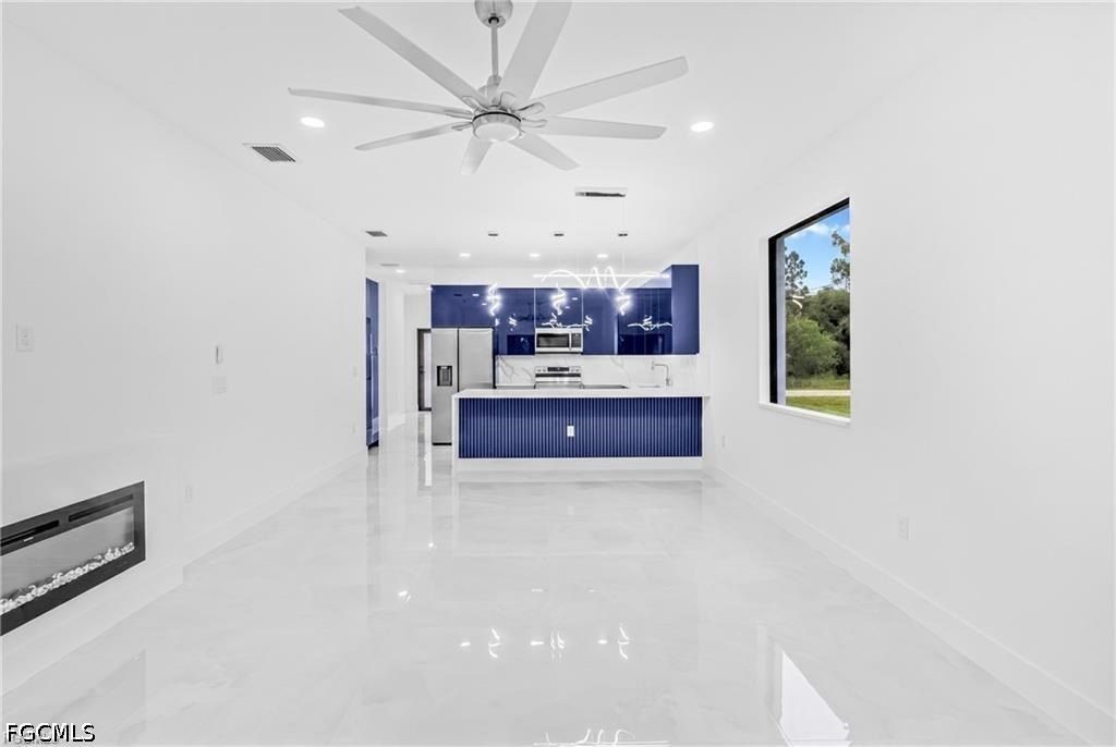 868 Carbon Street E. Lehigh Acres, FL 33974