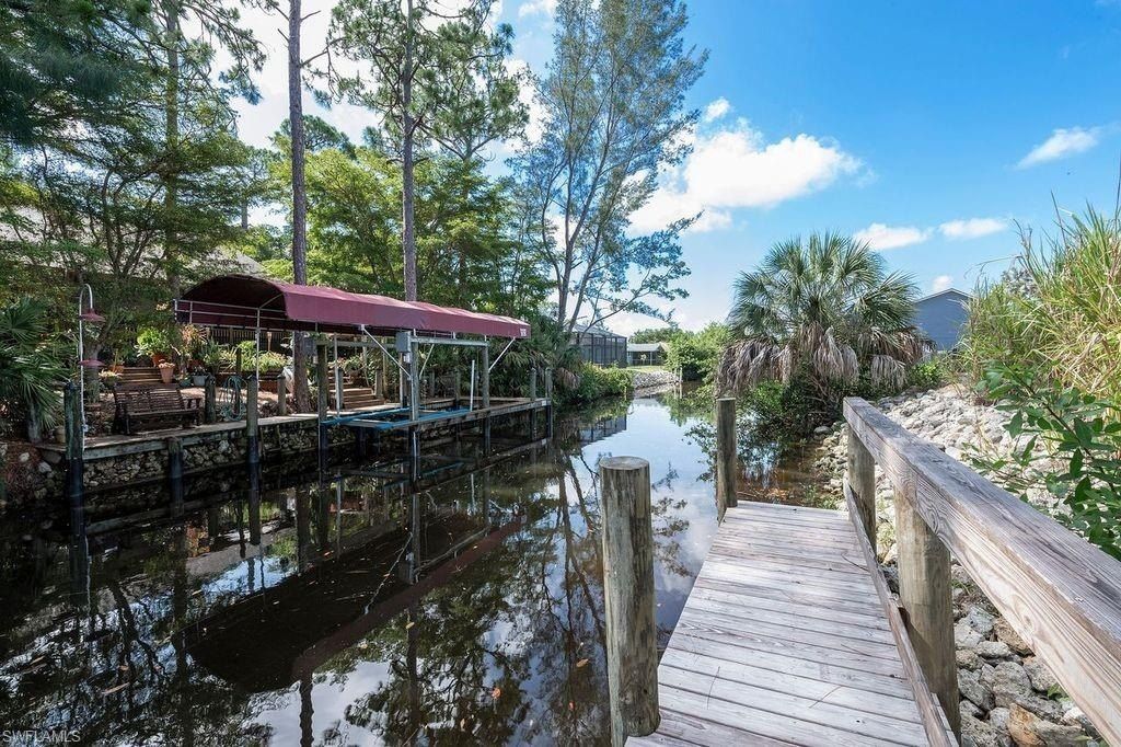 27071 Holly Ln. Bonita Springs, FL 34135
