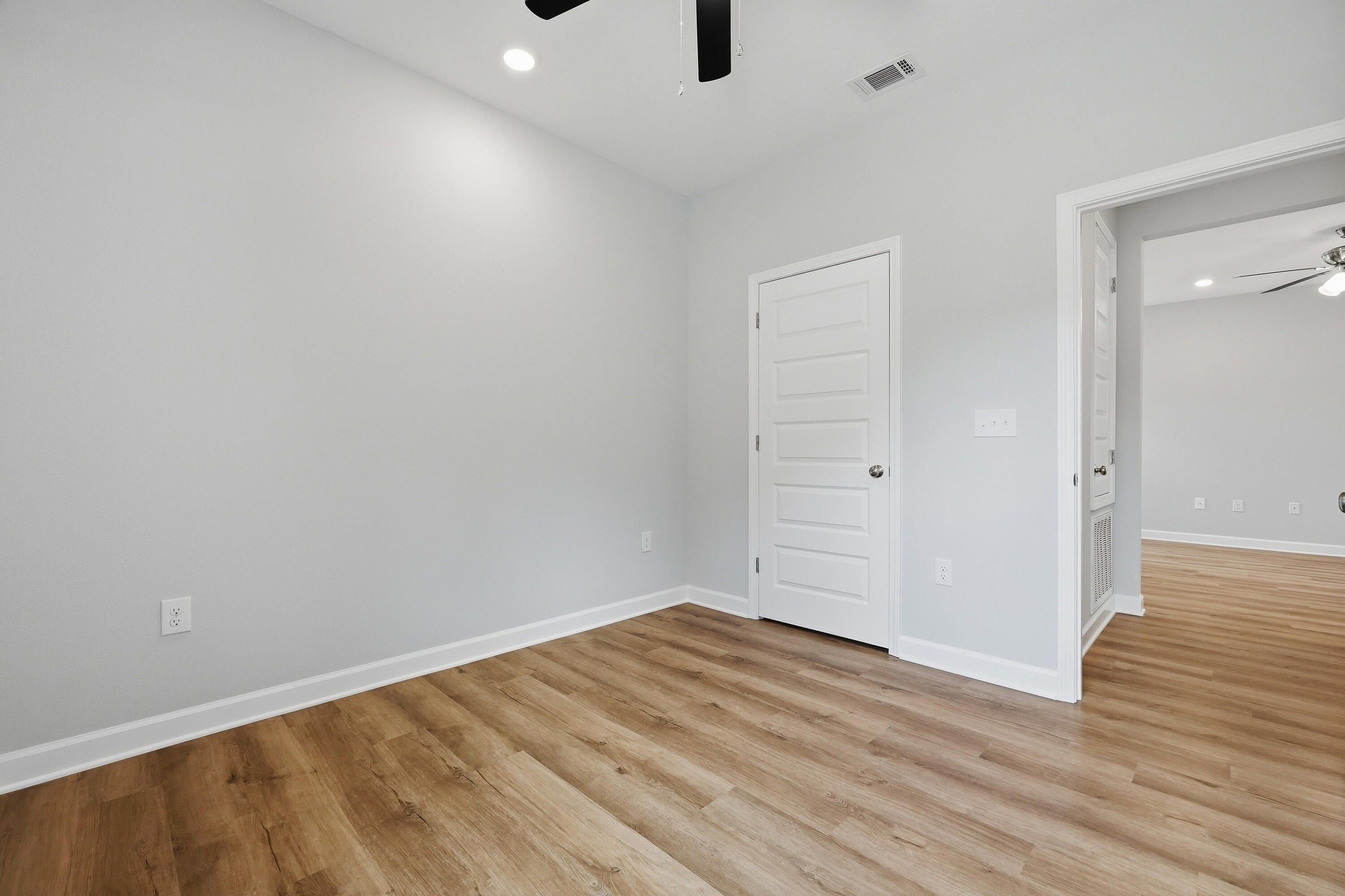 105 Horizon Way. Crestview, FL 32539