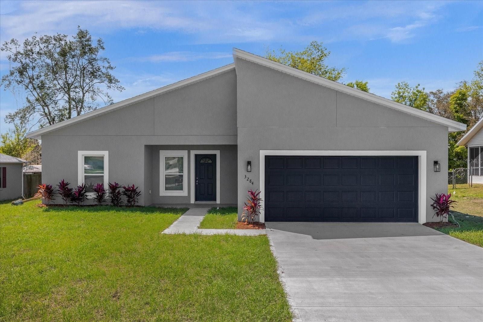 3284 Sw 137 Th Loop. Ocala, FL 34473