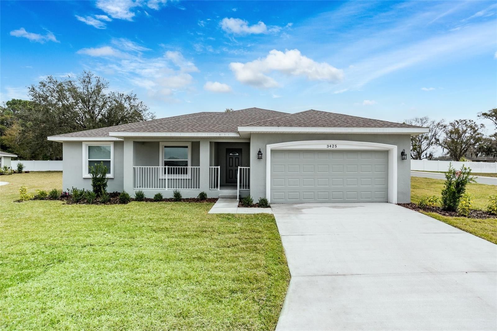 5435 Carmen Lane. Lakeland, FL 33810