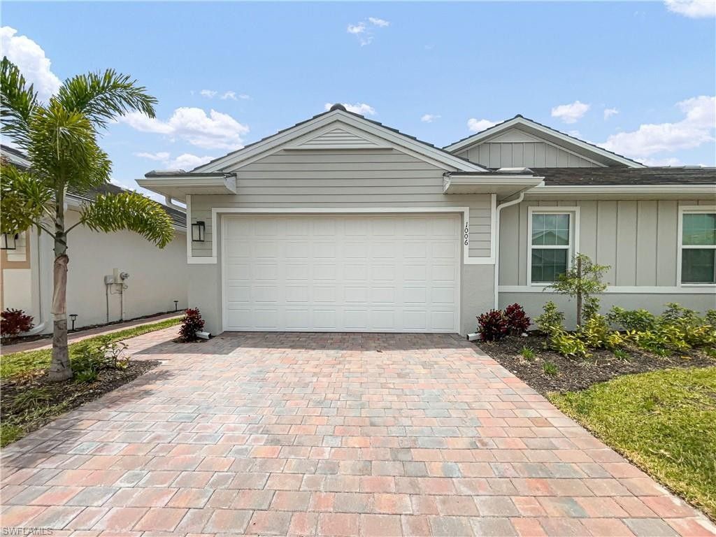 1006 Enbrook Loop. Naples, FL 34114