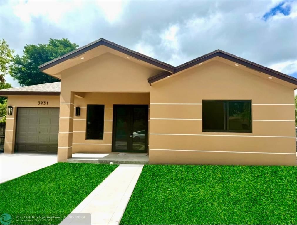 3931 Sw 27Th St. West Park, FL 33023