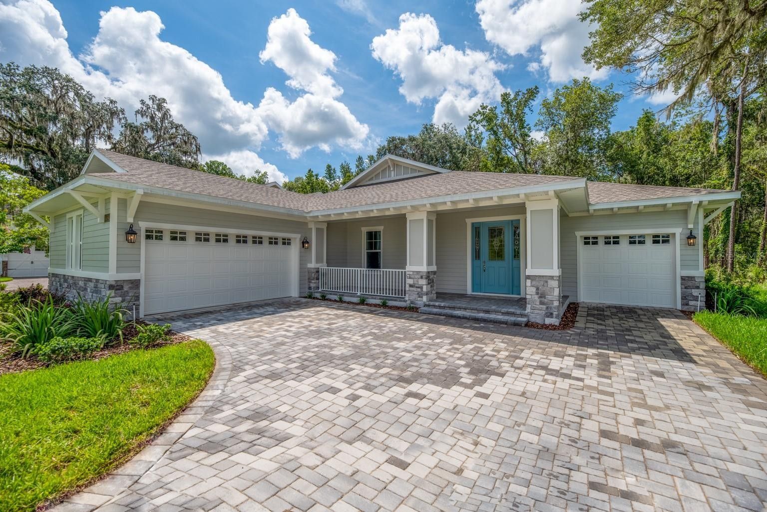 6063 Dusk Rose Lane. Brooksville, FL 34601