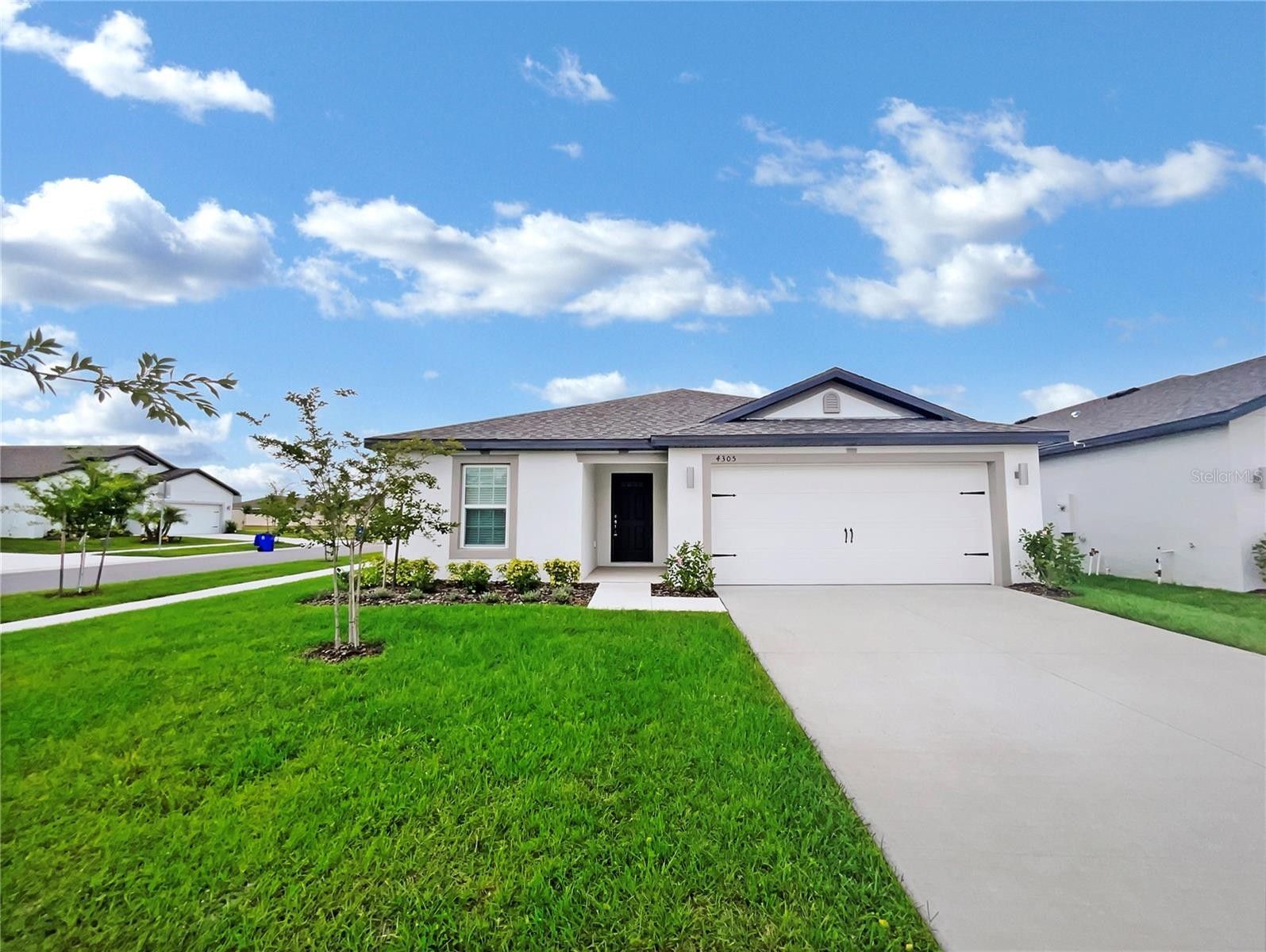 4305 Carrabelle River Lane. Lakeland, FL 33811