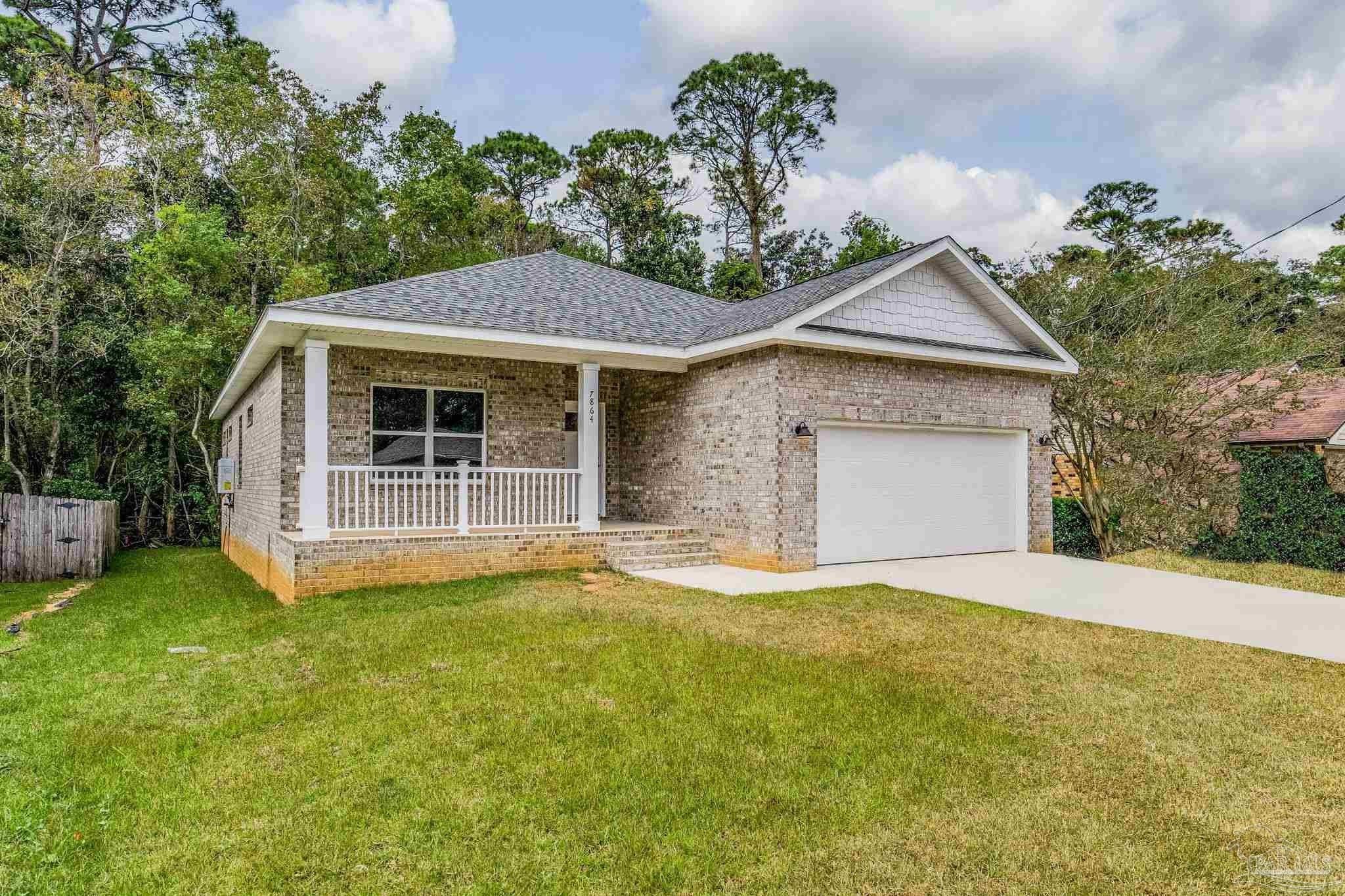 7672 Old Hickory Dr. Pensacola, FL 32507