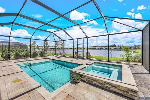 471 Polihale Way. Naples, FL 34114