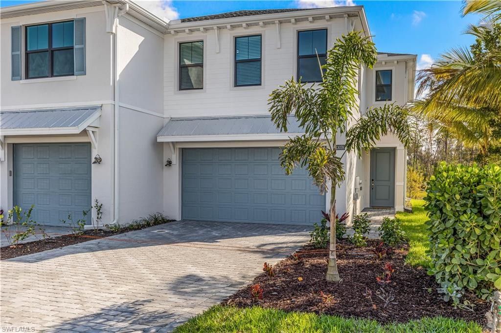 13078 Pembroke Dr. Naples, FL 34105