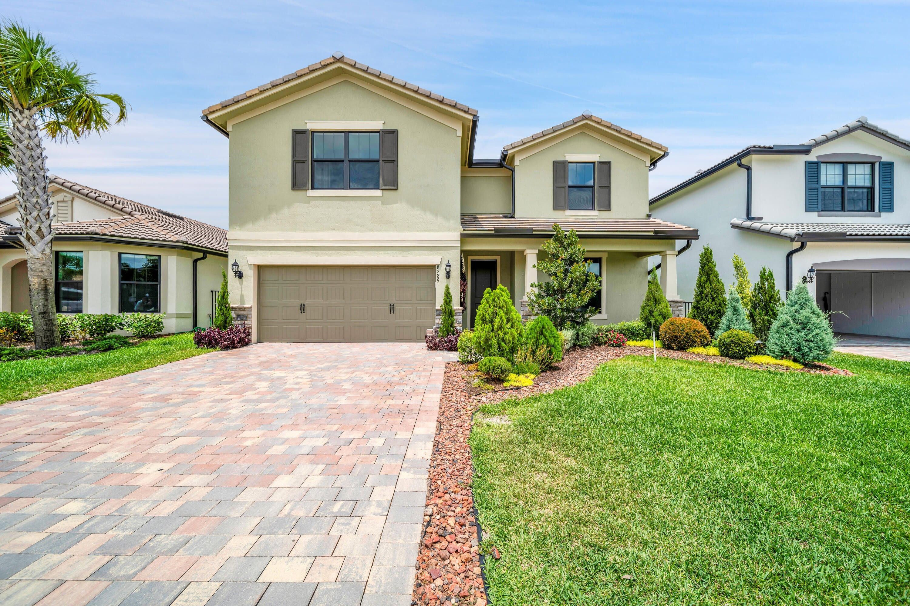 8289 Vaulting Drive. Lake Worth, FL 33467