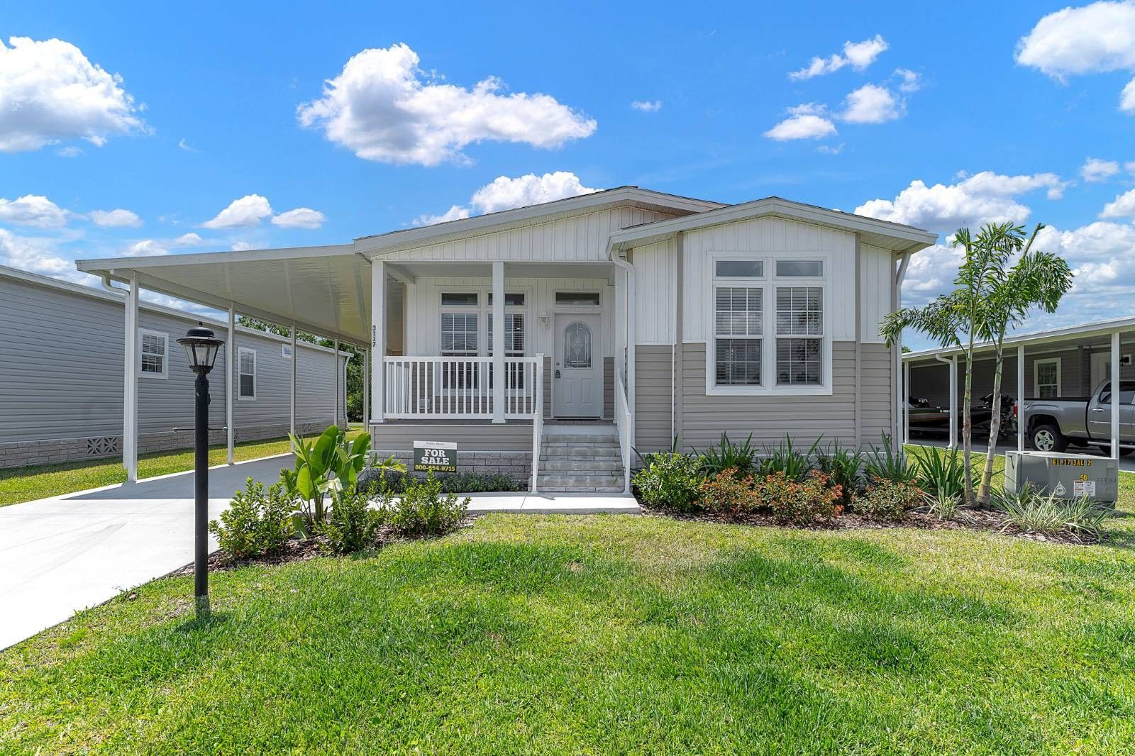 3117 Walden Shores Loop. Lake Wales, FL 33898