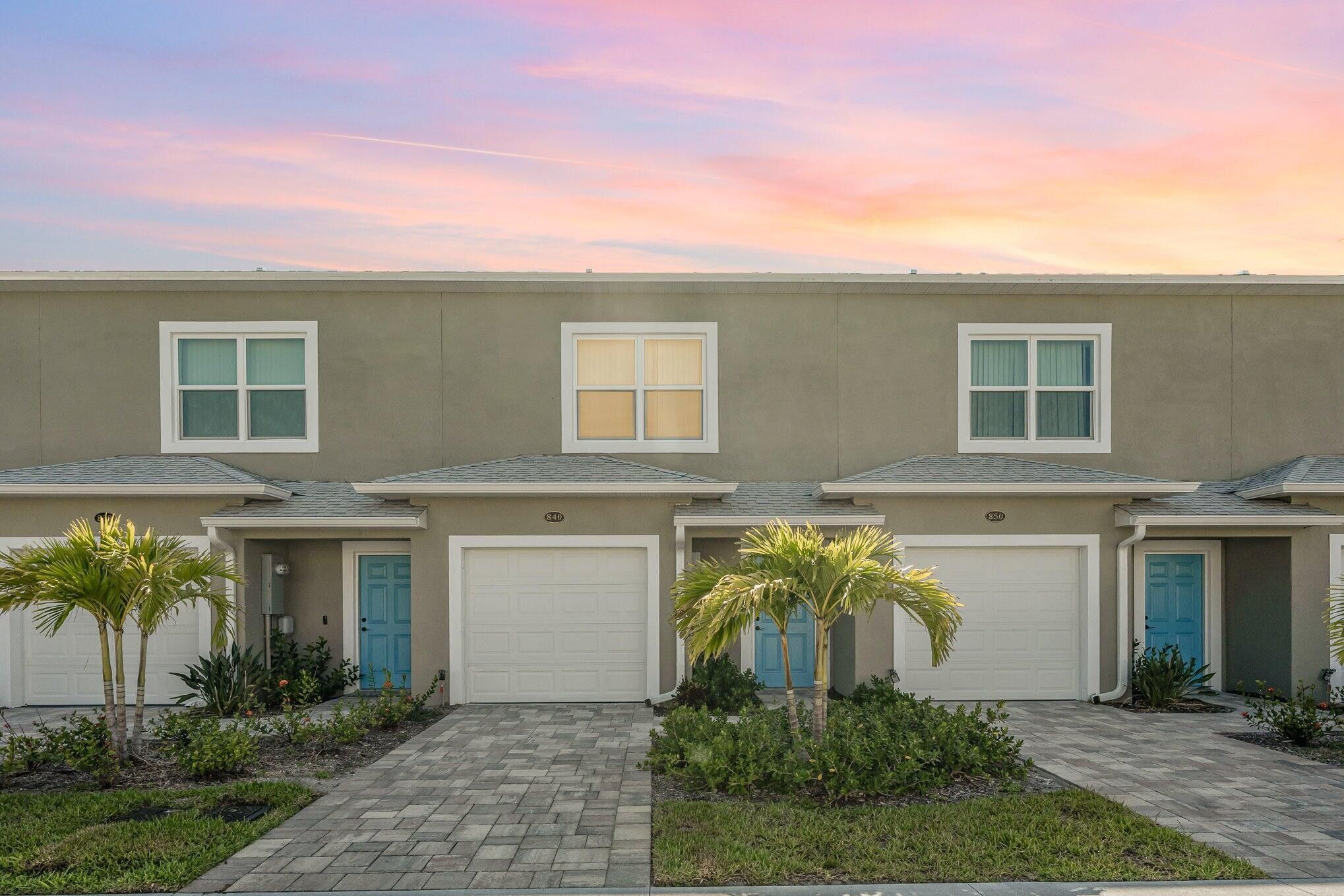 850 Paddleboard Court. Melbourne, FL 32935