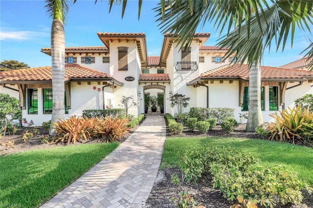 16348 Viansa Way. Naples, FL 34110