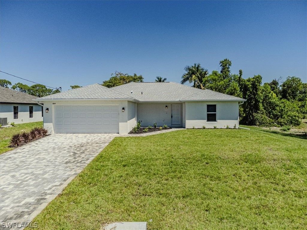 605 Ne 31 Terrace. Cape Coral, FL 33909