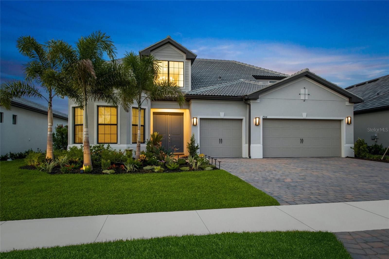 7936 Sunset Pines Drive. Sarasota, FL 34240