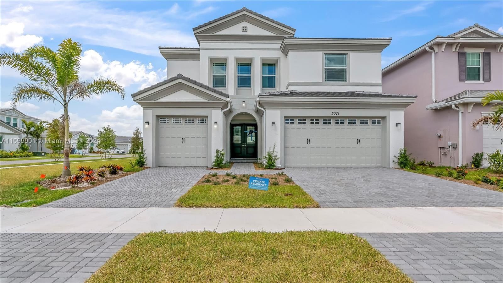 5371 Pecan Dr. Westlake, FL 33470