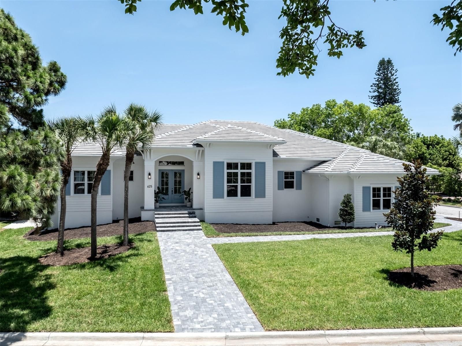 625 S Owl Drive. Sarasota, FL 34236