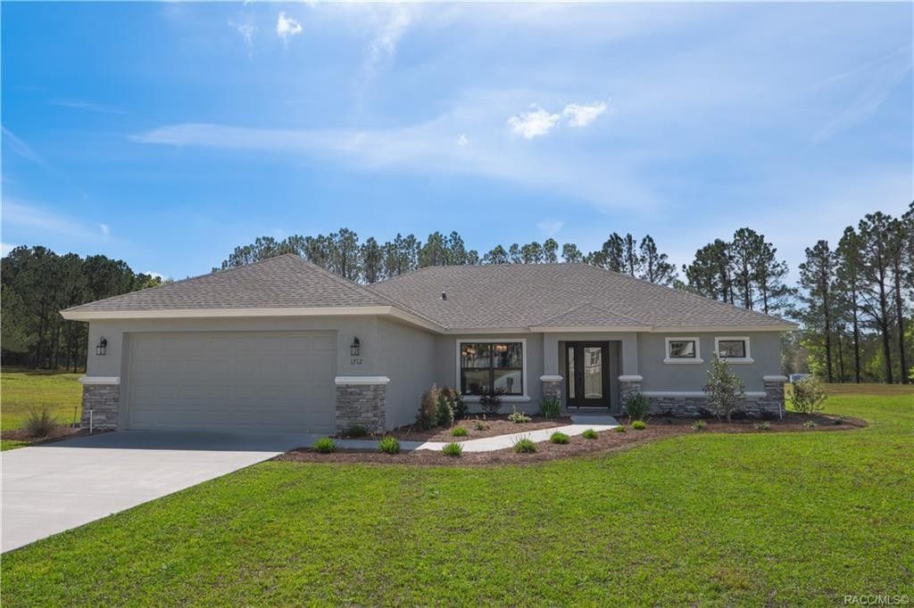 1712 E Gate Dancer Circle. Hernando, FL 34442