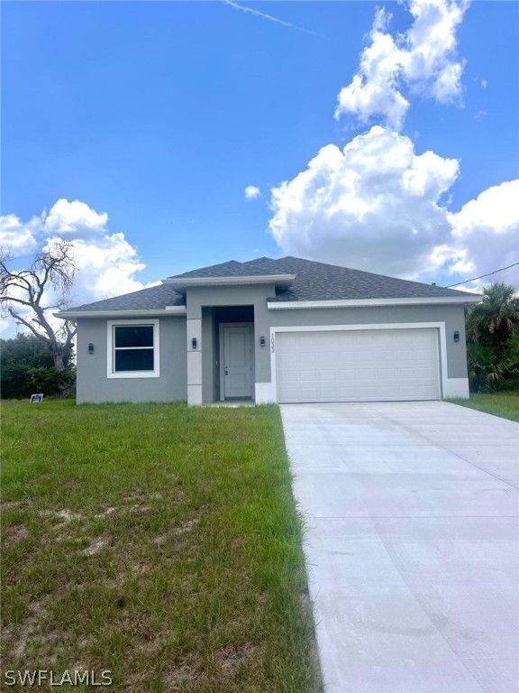 1033 Bowie Lane. Labelle, FL 33935