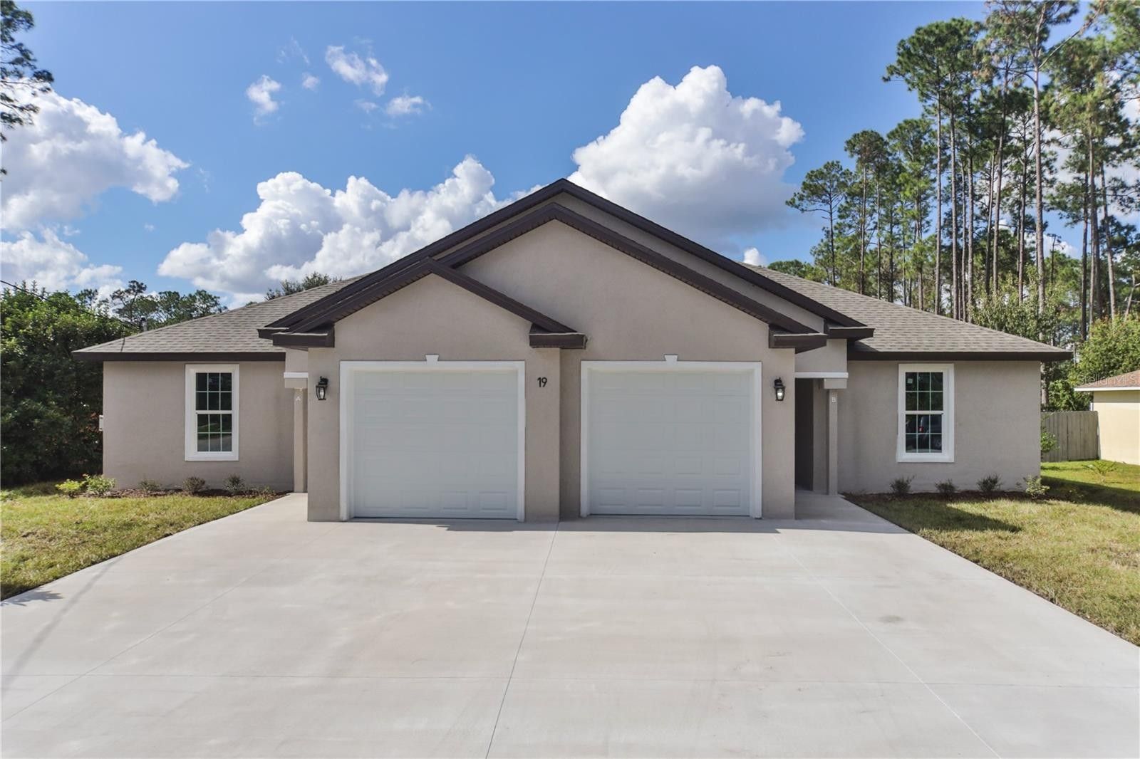 15 Regina Lane. Palm Coast, FL 32164