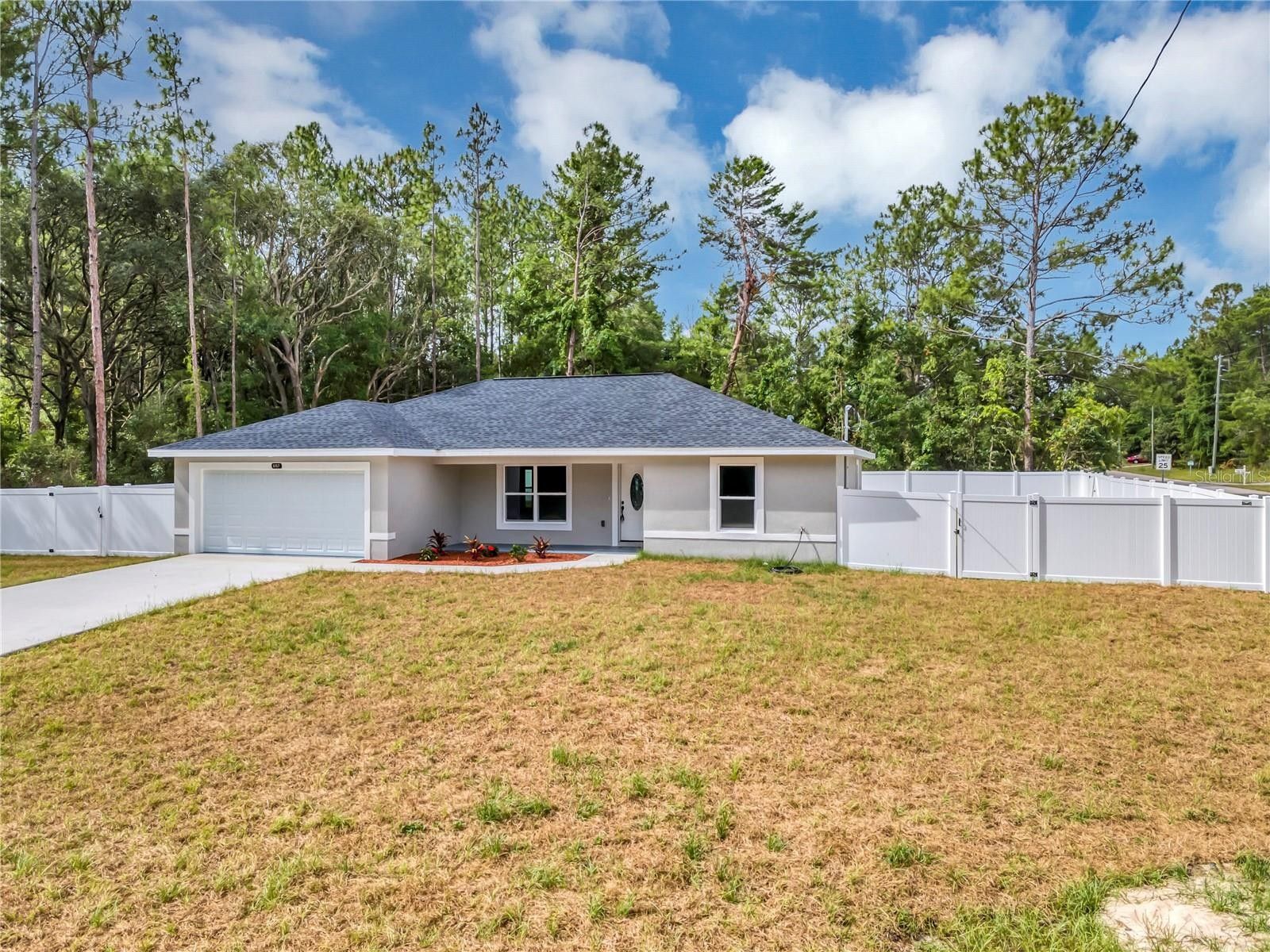 13730 Se 40Th Court. Summerfield, FL 34491