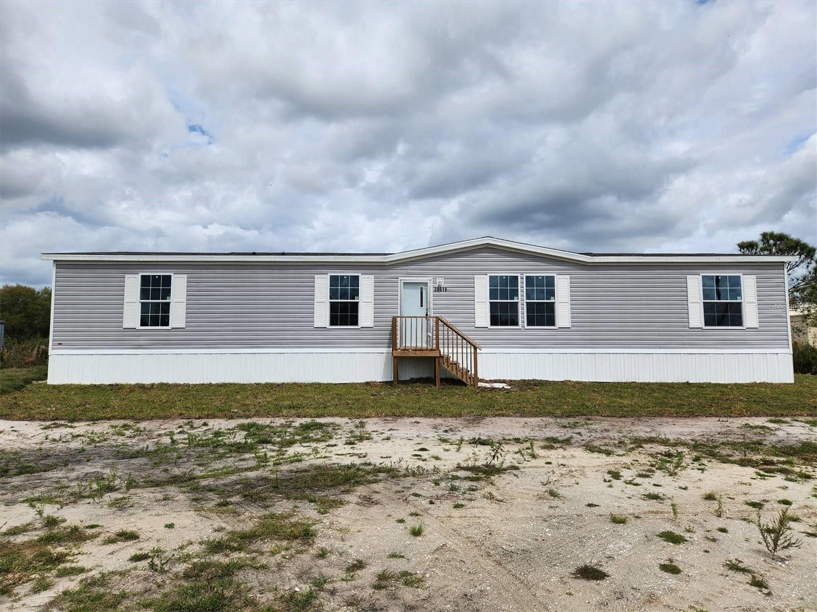 20919 Nw 254Th Street. Okeechobee, FL 34972