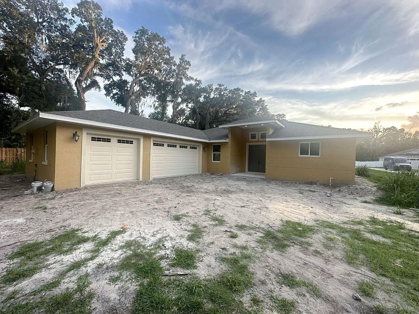 3326 S Mellonville Avenue. Sanford, FL 32773