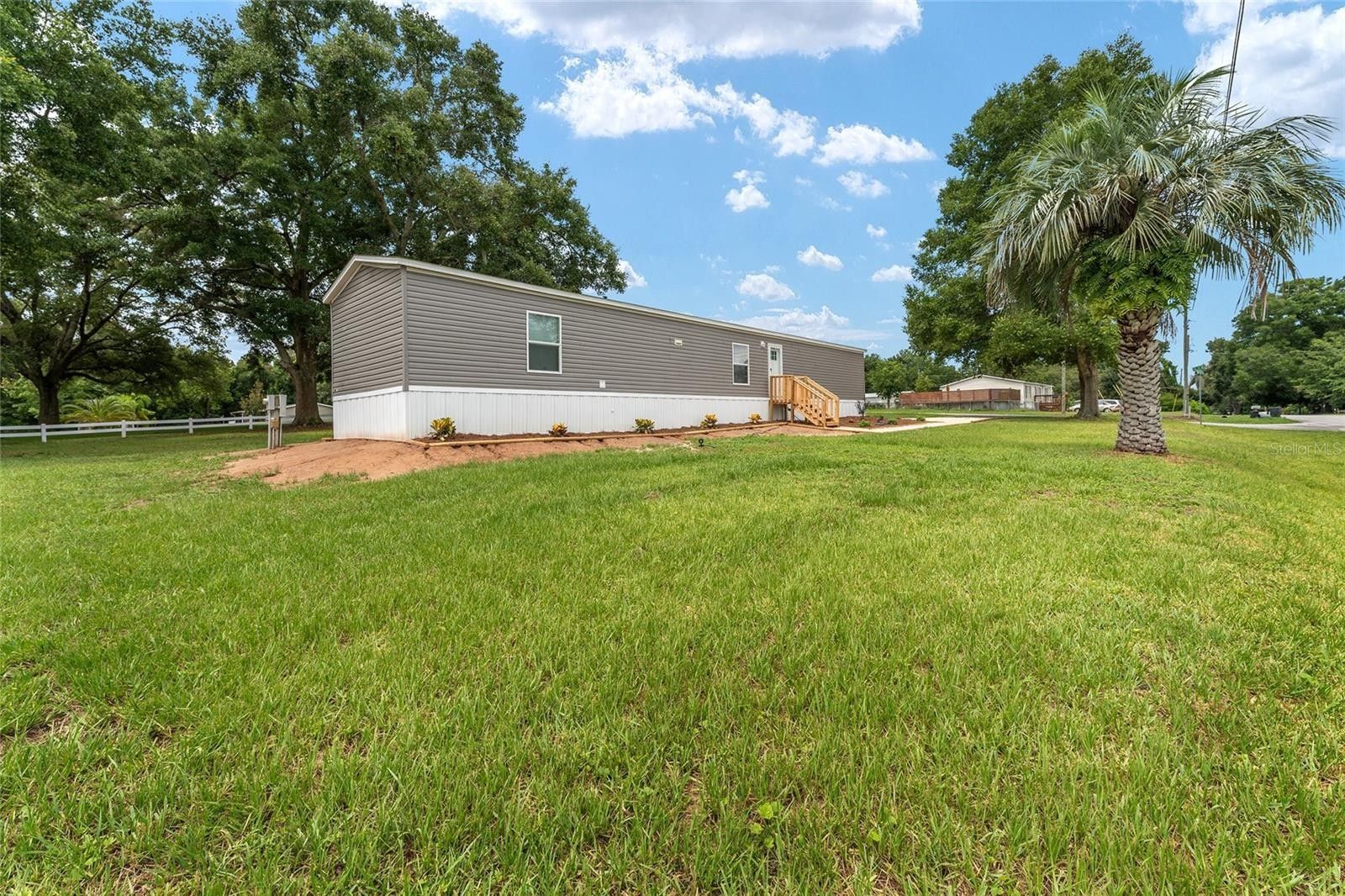 9748 Se 171St Place. Summerfield, FL 34491