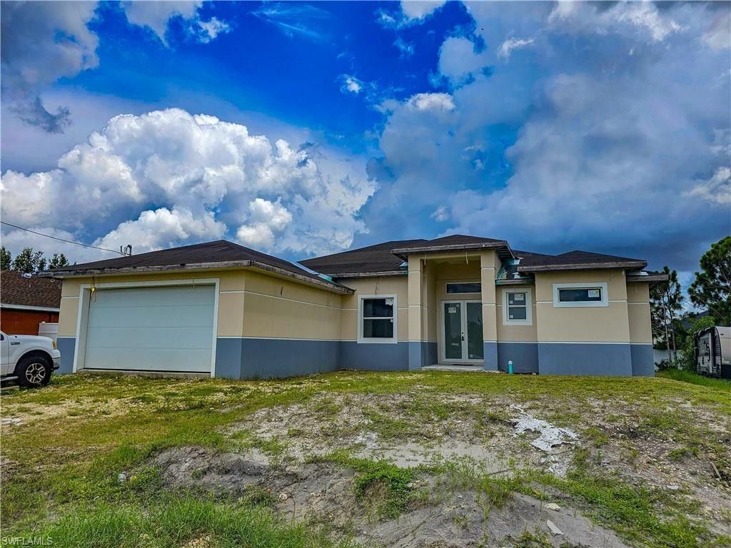 4111 22Nd St Sw. Lehigh Acres, FL 33976