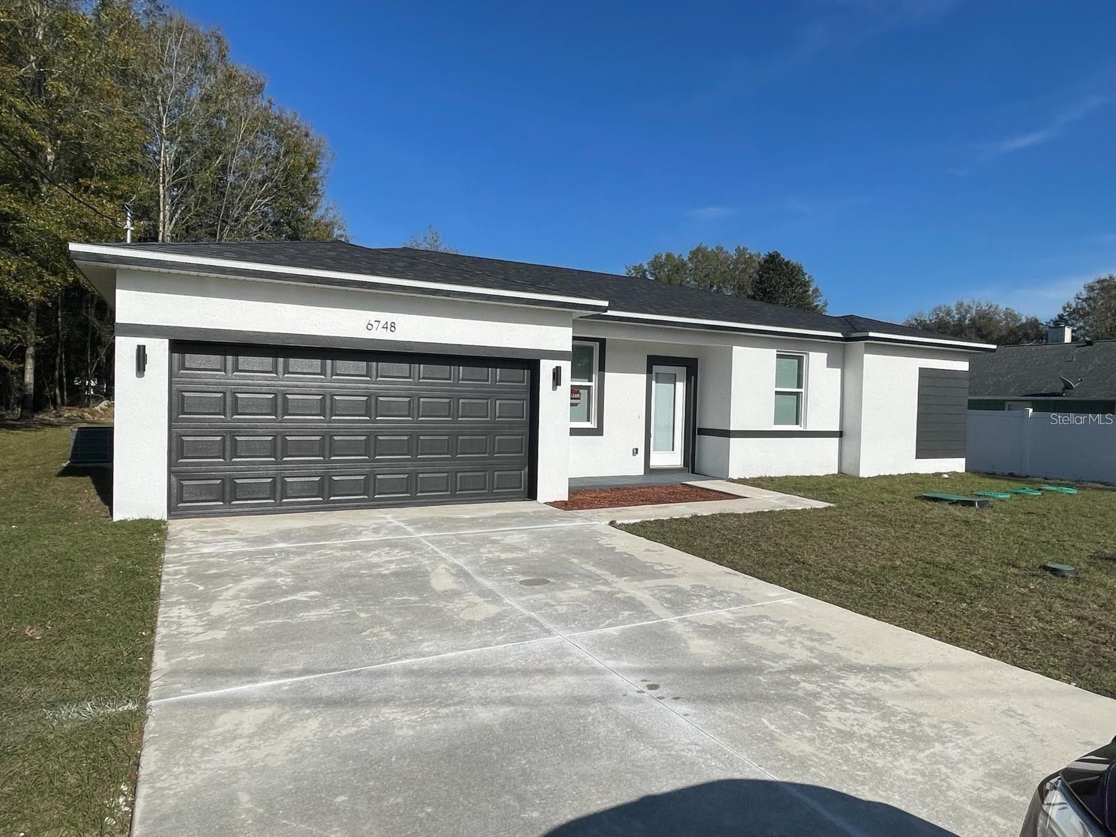 6748 Cherry Road. Ocala, FL 34472