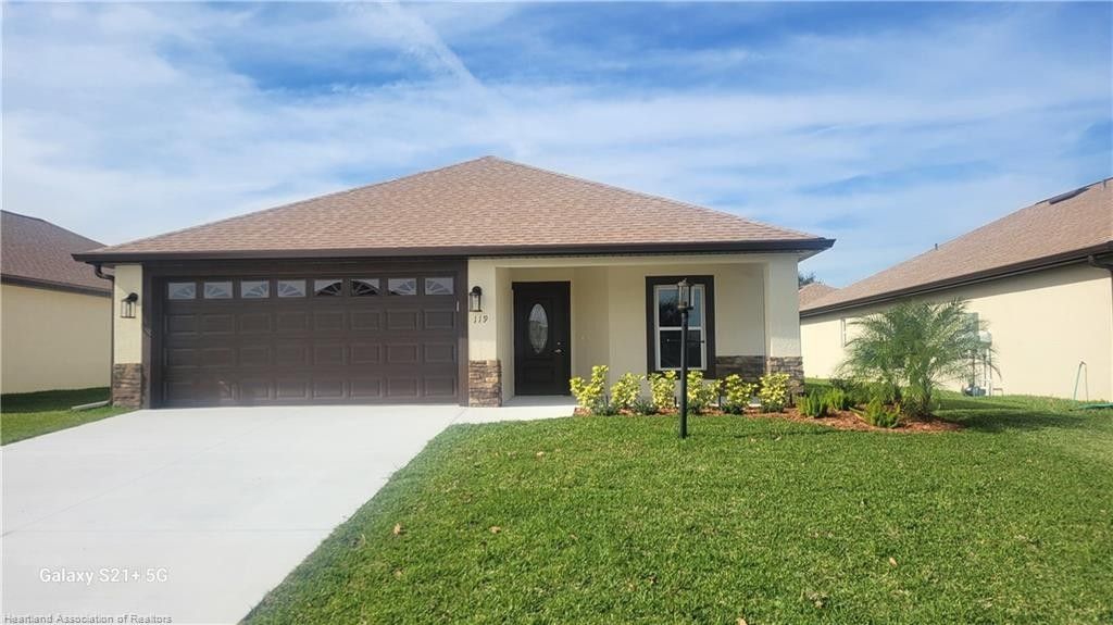 129 Woodside Drive. Lake Placid, FL 33852