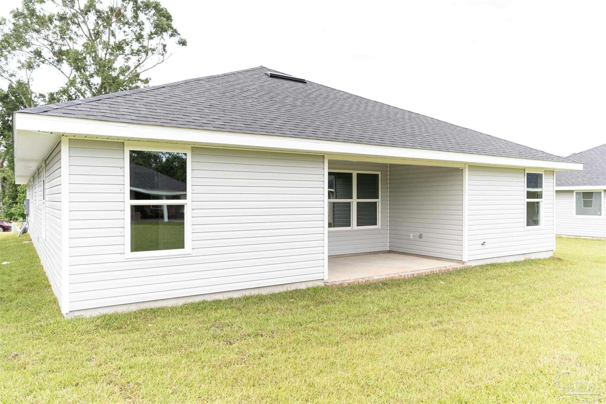 923 Pine Top Ln. Cantonment, FL 32533