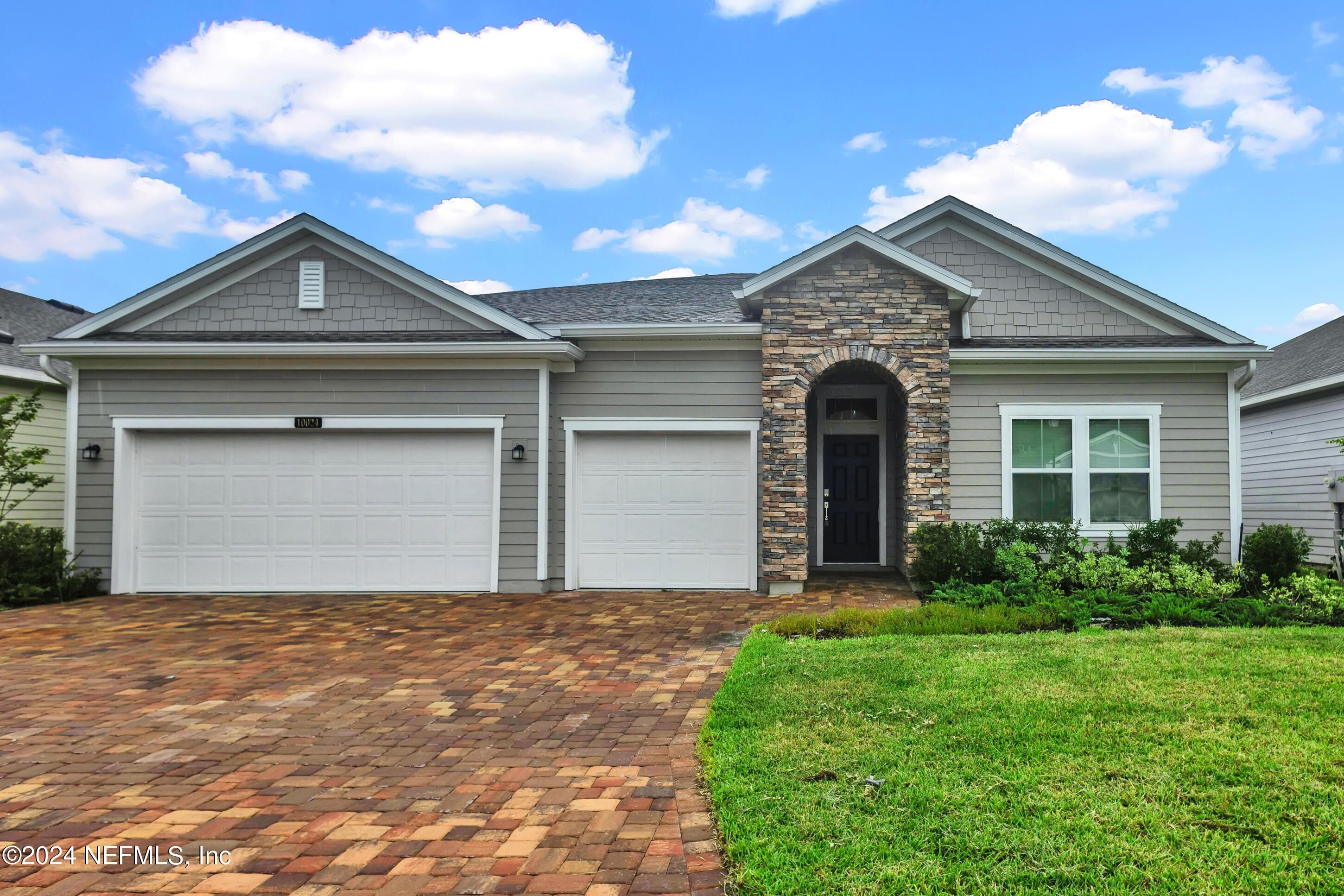 10024 Tumbled Stone Place. Jacksonville, FL 32222